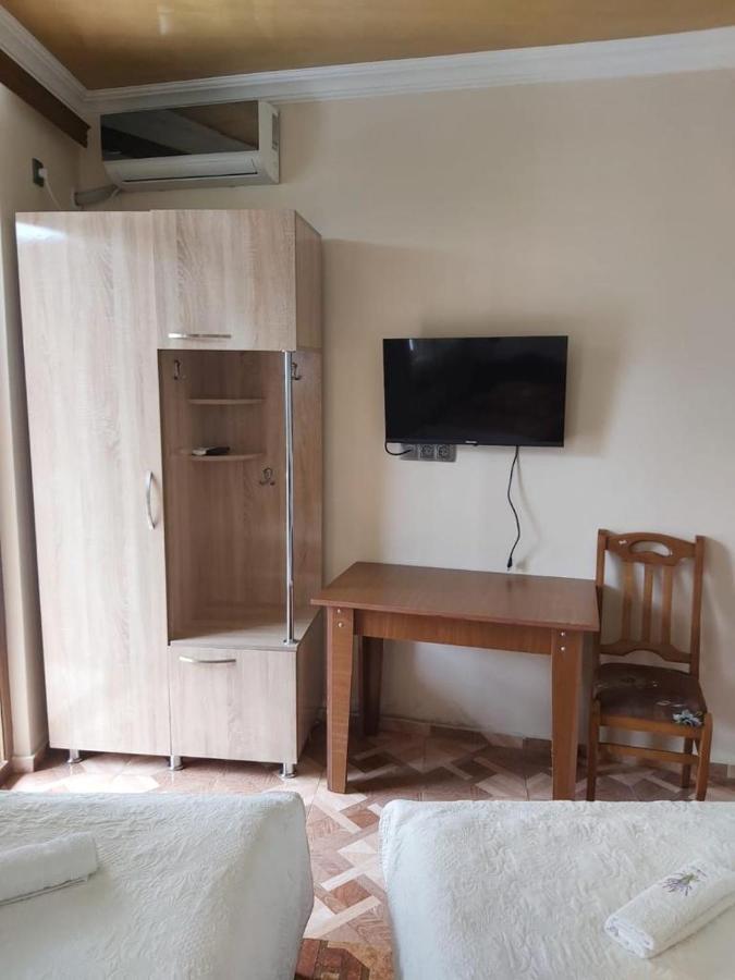 באטומי Linda Guest House מראה חיצוני תמונה