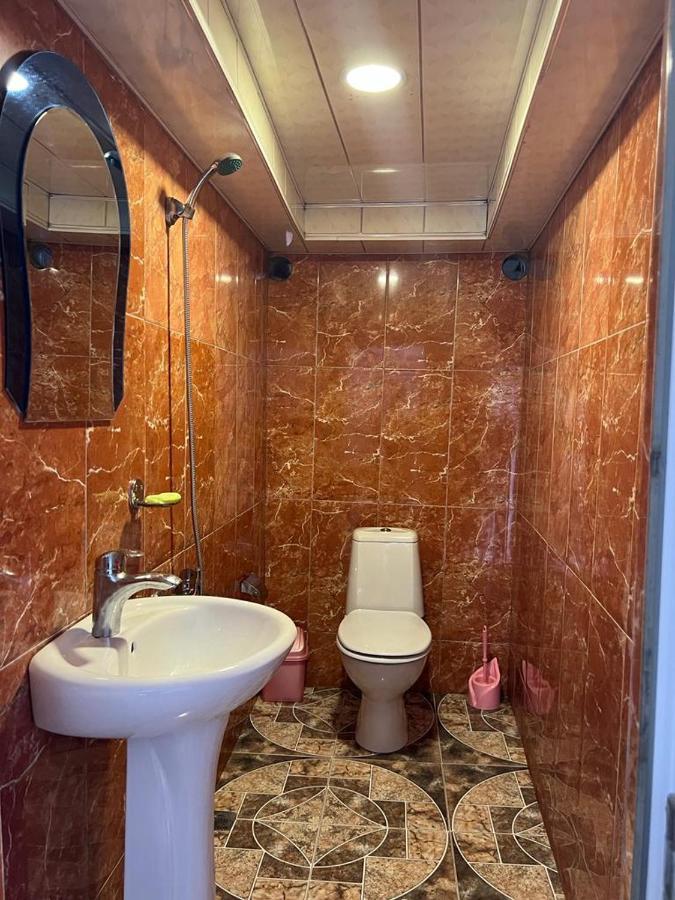 באטומי Linda Guest House מראה חיצוני תמונה