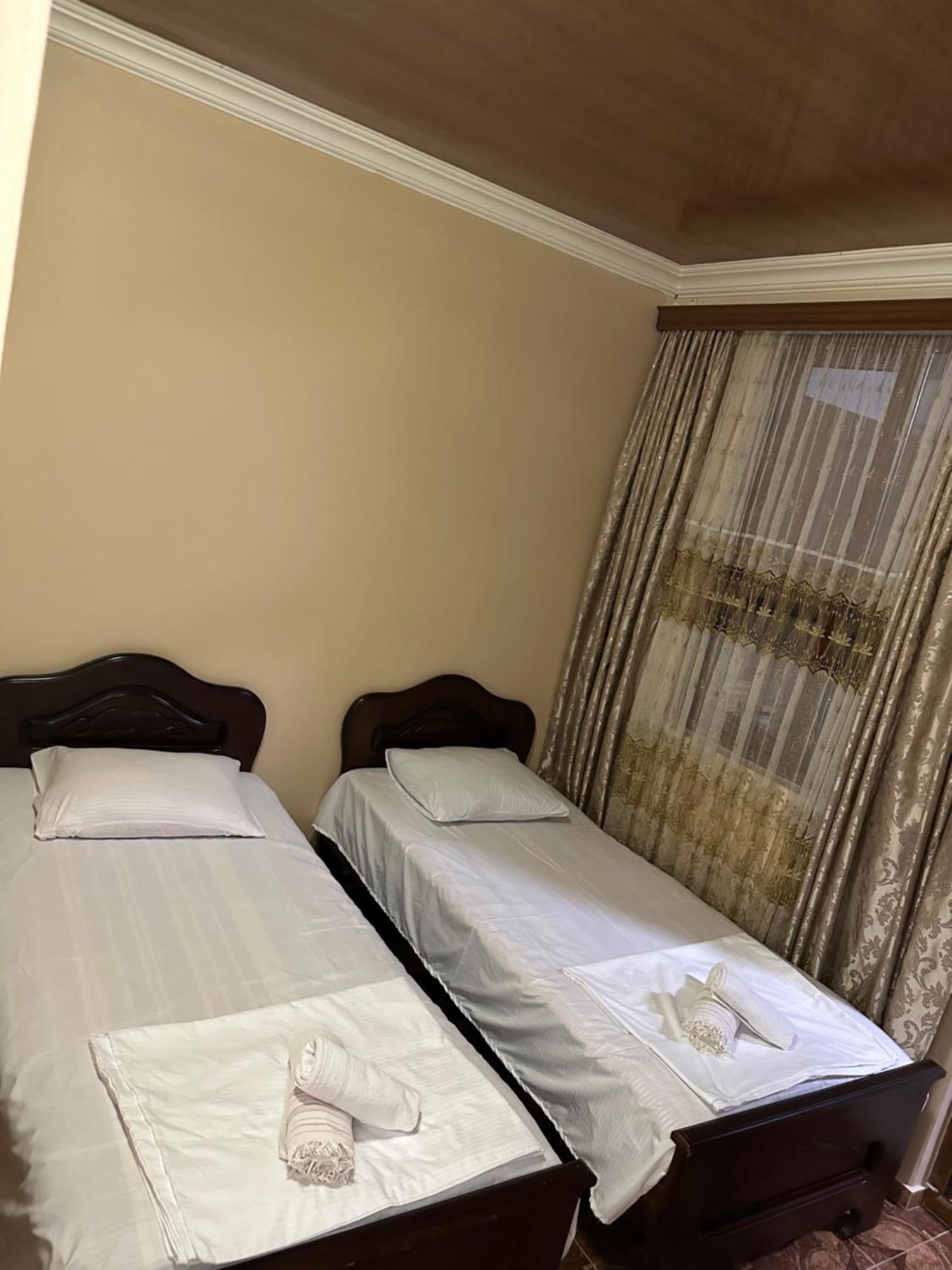 באטומי Linda Guest House מראה חיצוני תמונה