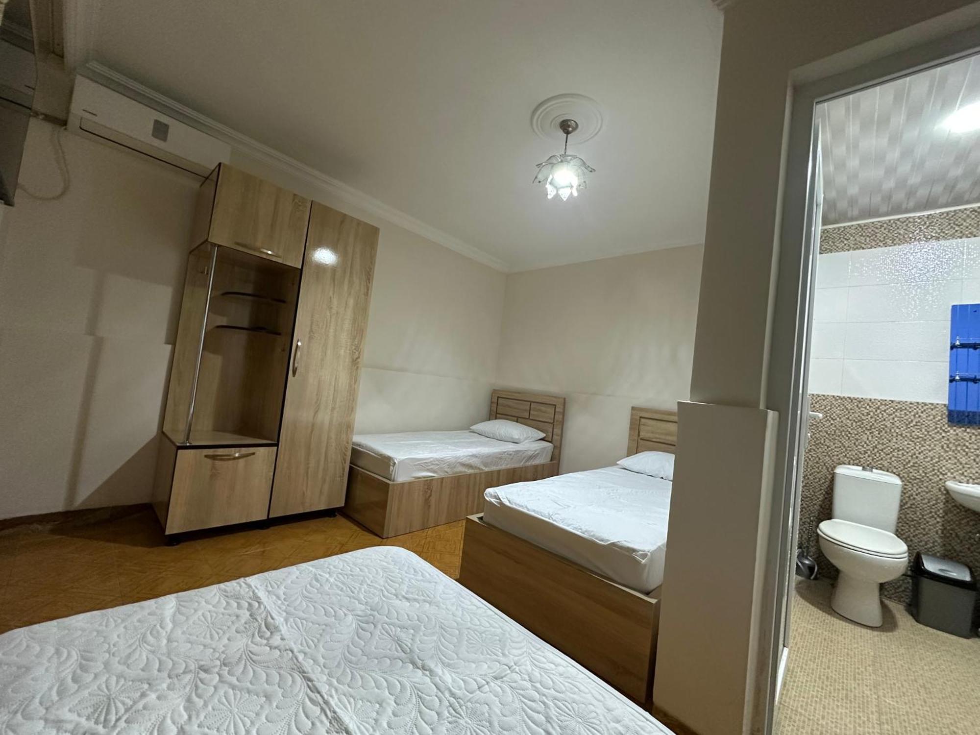 באטומי Linda Guest House מראה חיצוני תמונה