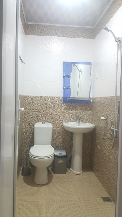 באטומי Linda Guest House מראה חיצוני תמונה