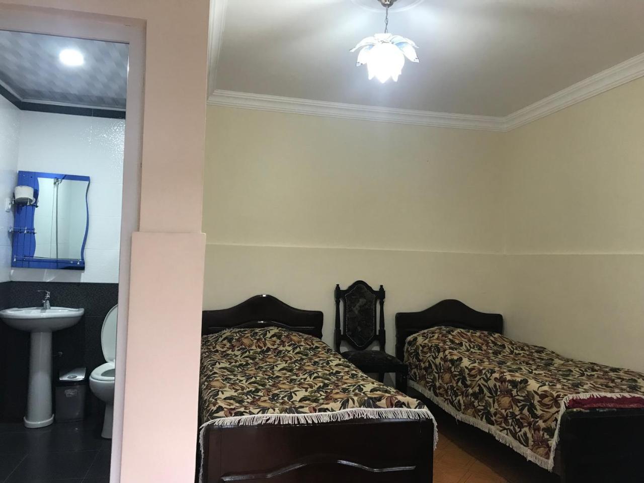באטומי Linda Guest House מראה חיצוני תמונה