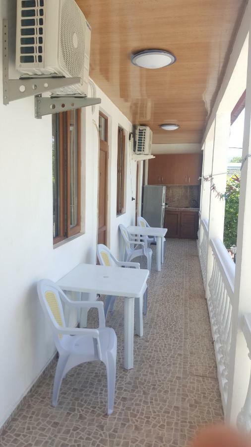 באטומי Linda Guest House מראה חיצוני תמונה